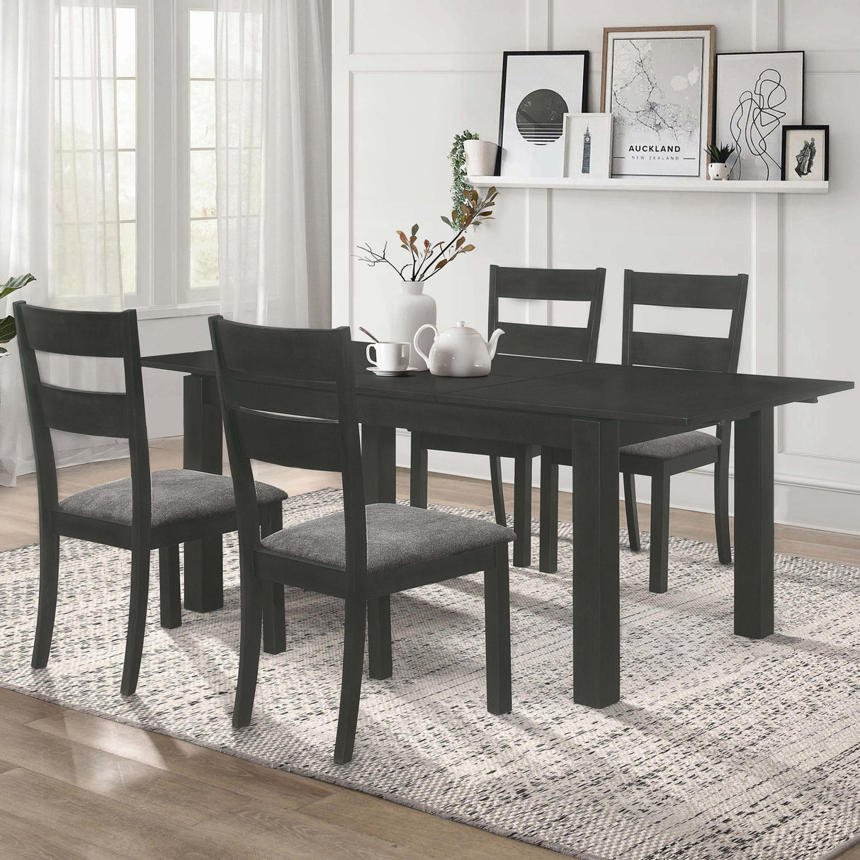 Coaster Jakob 5-piece Rectangular Extension Leaf Dining Set Black