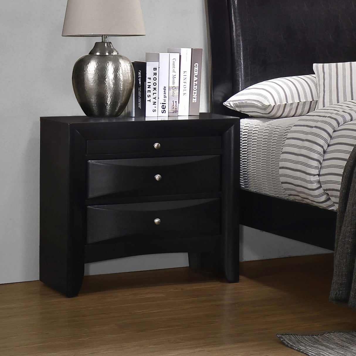 Coaster Briana 2-drawer Nightstand Black