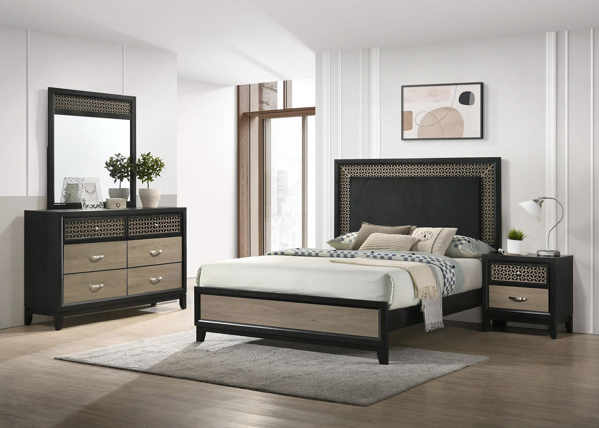 Coaster Valencia 4-piece Eastern King Bedroom Set Black