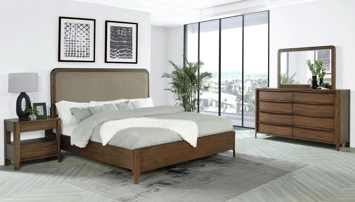 Coaster Maderia 4-piece Queen Bedroom Set Walnut