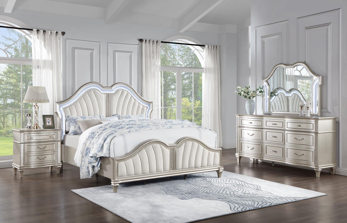 Coaster Evangeline 4-piece California King Bedroom Set Silver Oak