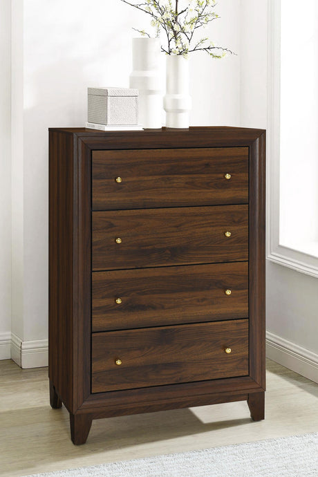 Coaster Welsley 4-drawer Chest of Drawers Walnut