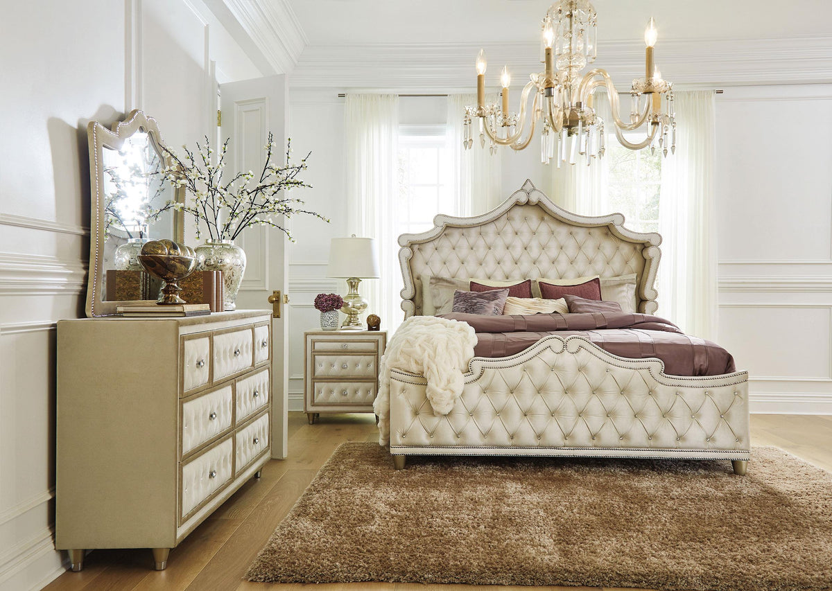 Coaster Antonella 4-piece California King Bedroom Set Ivory
