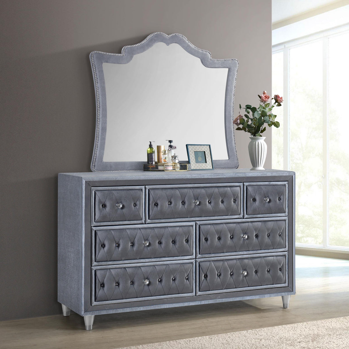 Coaster Antonella 7-drawer Upholstered Dresser with Mirror Grey