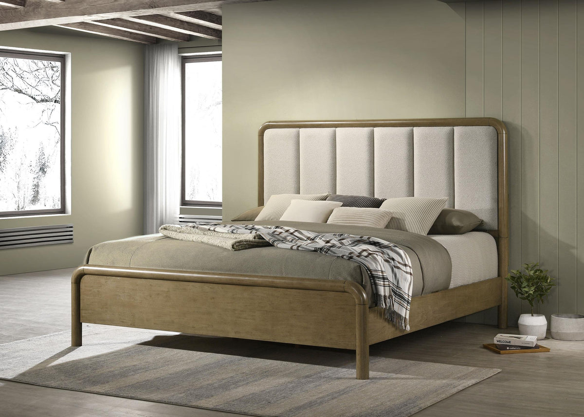 Coaster Amsbury 56-inch Upholstered California King Bed Nutmeg