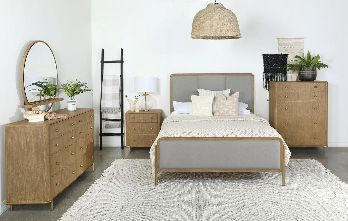 Coaster Arini 4-piece Eastern King Bedroom Set Sand Wash and Grey