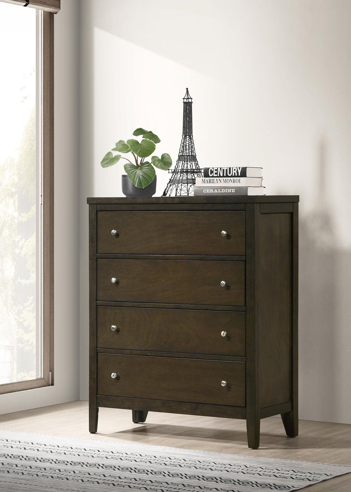 Coaster Wilkes 4-drawer Chest of Drawers Dark Cocoa