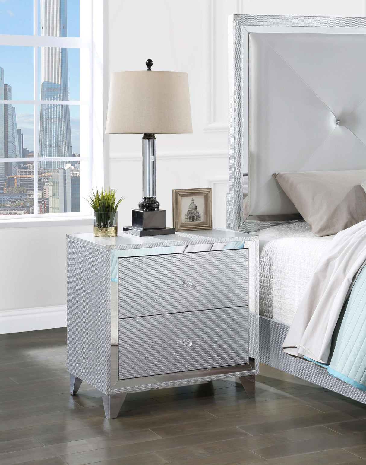 Coaster Larue 2-drawer Nightstand Silver