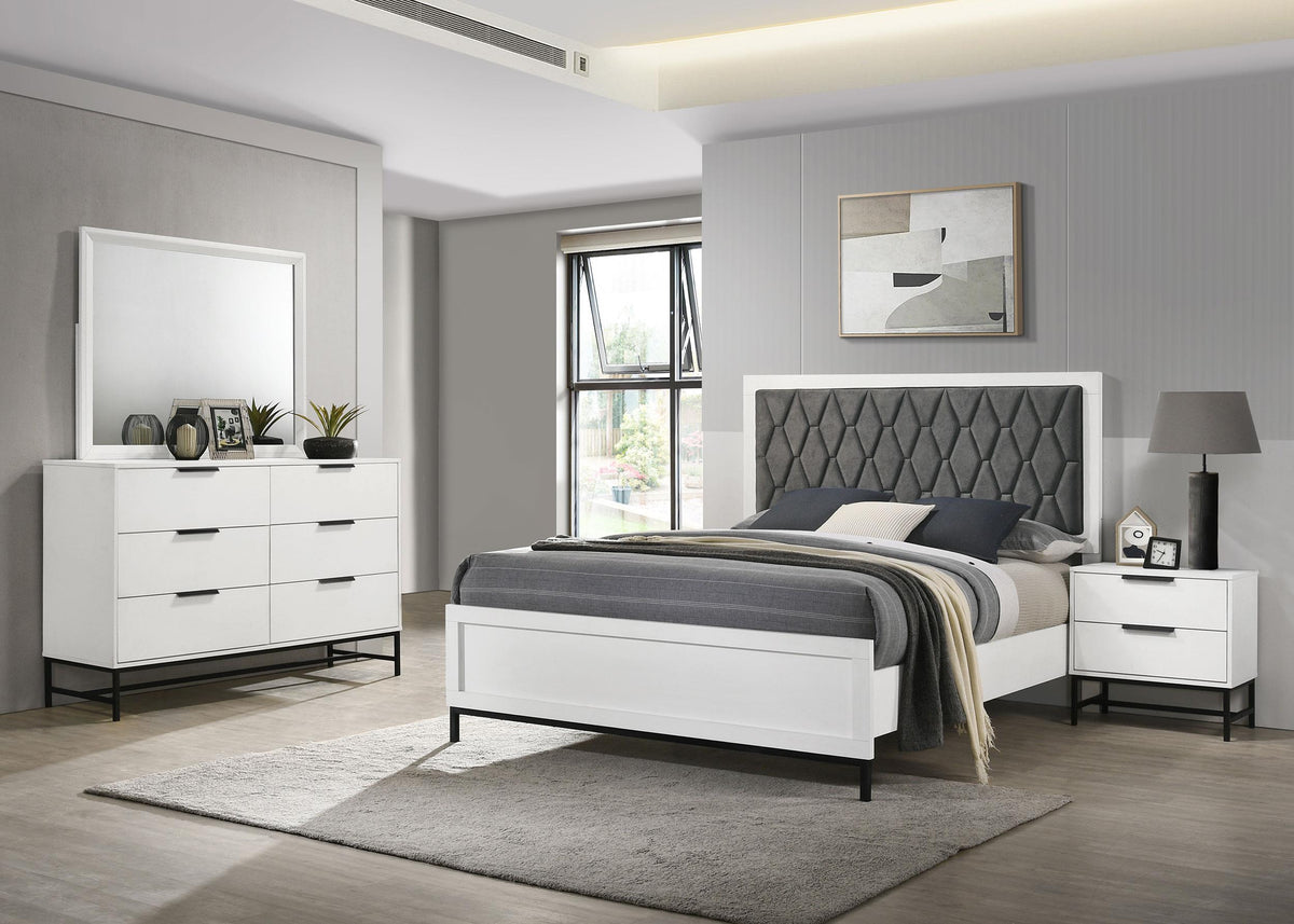 Coaster Sonora 4-piece Eastern King Bedroom Set White