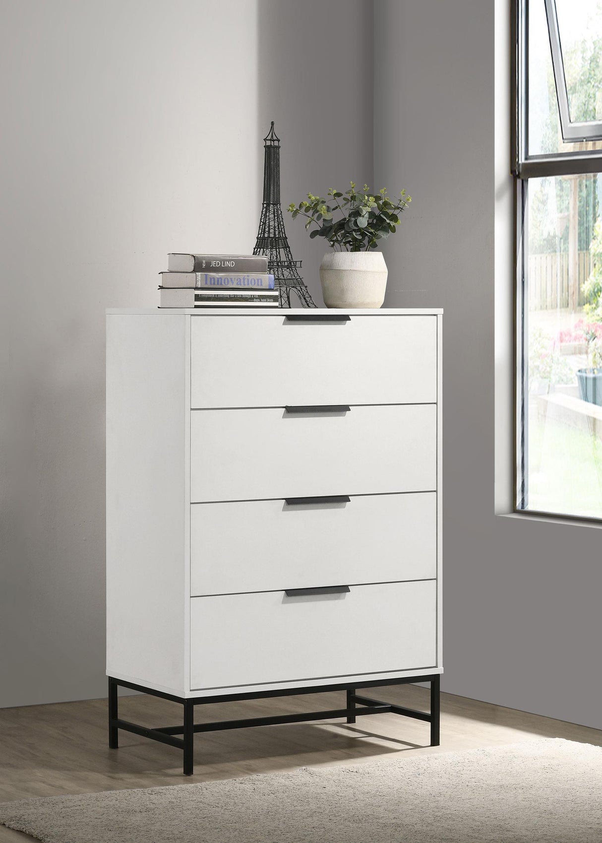 Coaster Sonora 4-drawer Bedroom Chest White