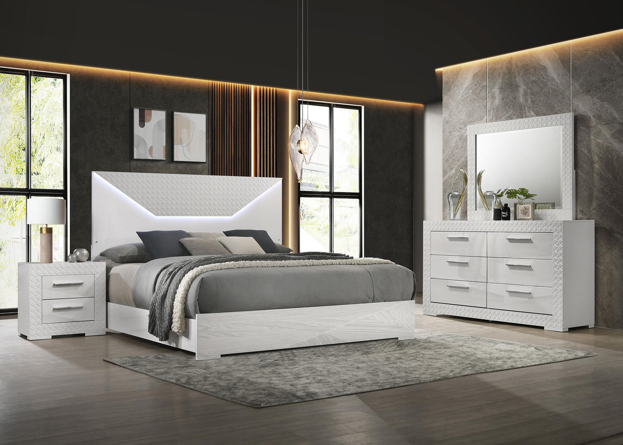 Coaster Ives 4-piece Eastern King Bedroom Set White High Gloss