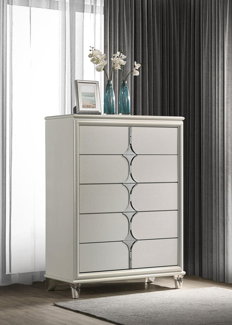 Coaster Olivia 5-drawer Bedroom Chest of Drawers Pearl White