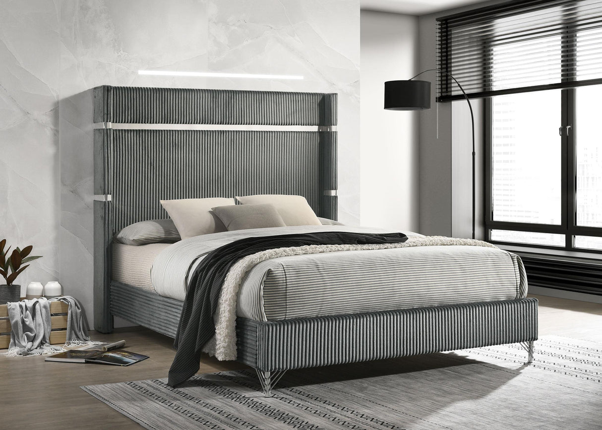 Coaster Lucia 61-inch Upholstered Queen Wingback Bed Grey