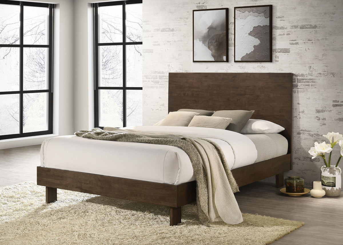 Coaster Glenwood 48-inch Queen Platform Panel Bed Warm Brown