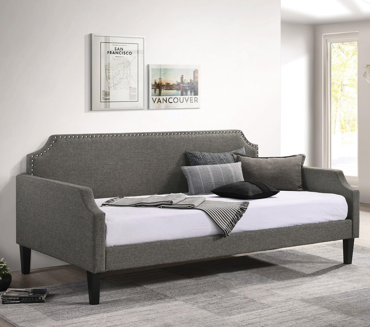Coaster Livia Upholstered Twin Daybed Grey