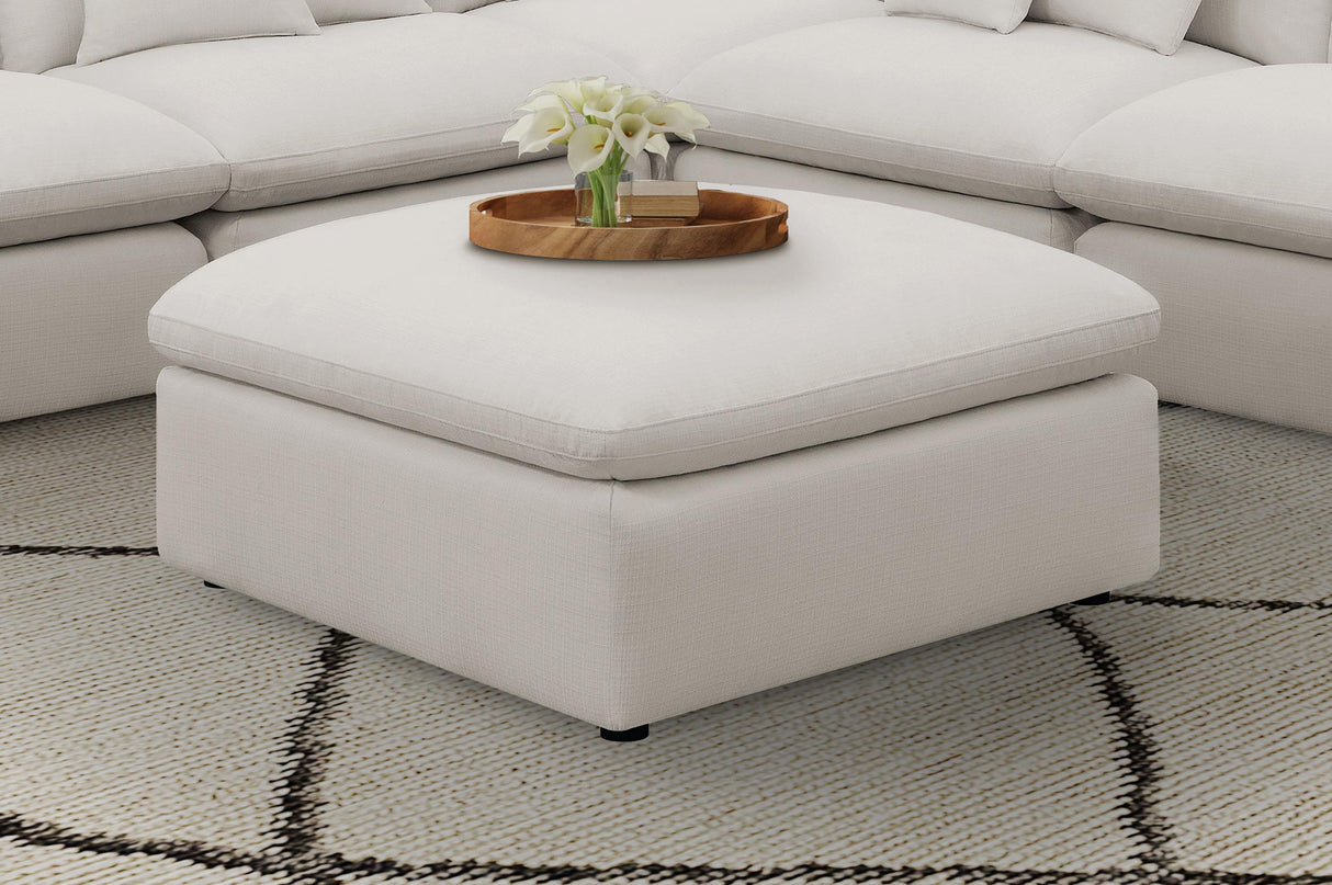 Coaster Hobson Square Upholstered Ottoman Ivory