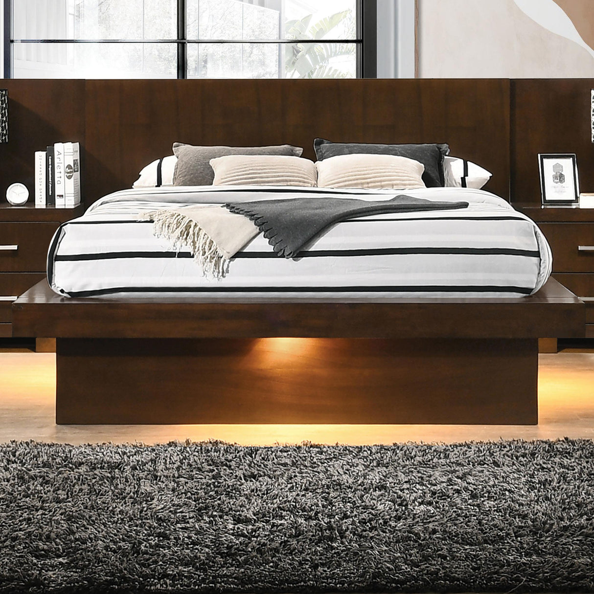 Coaster Jessica Wood Queen LED Panel Bed Cappuccino