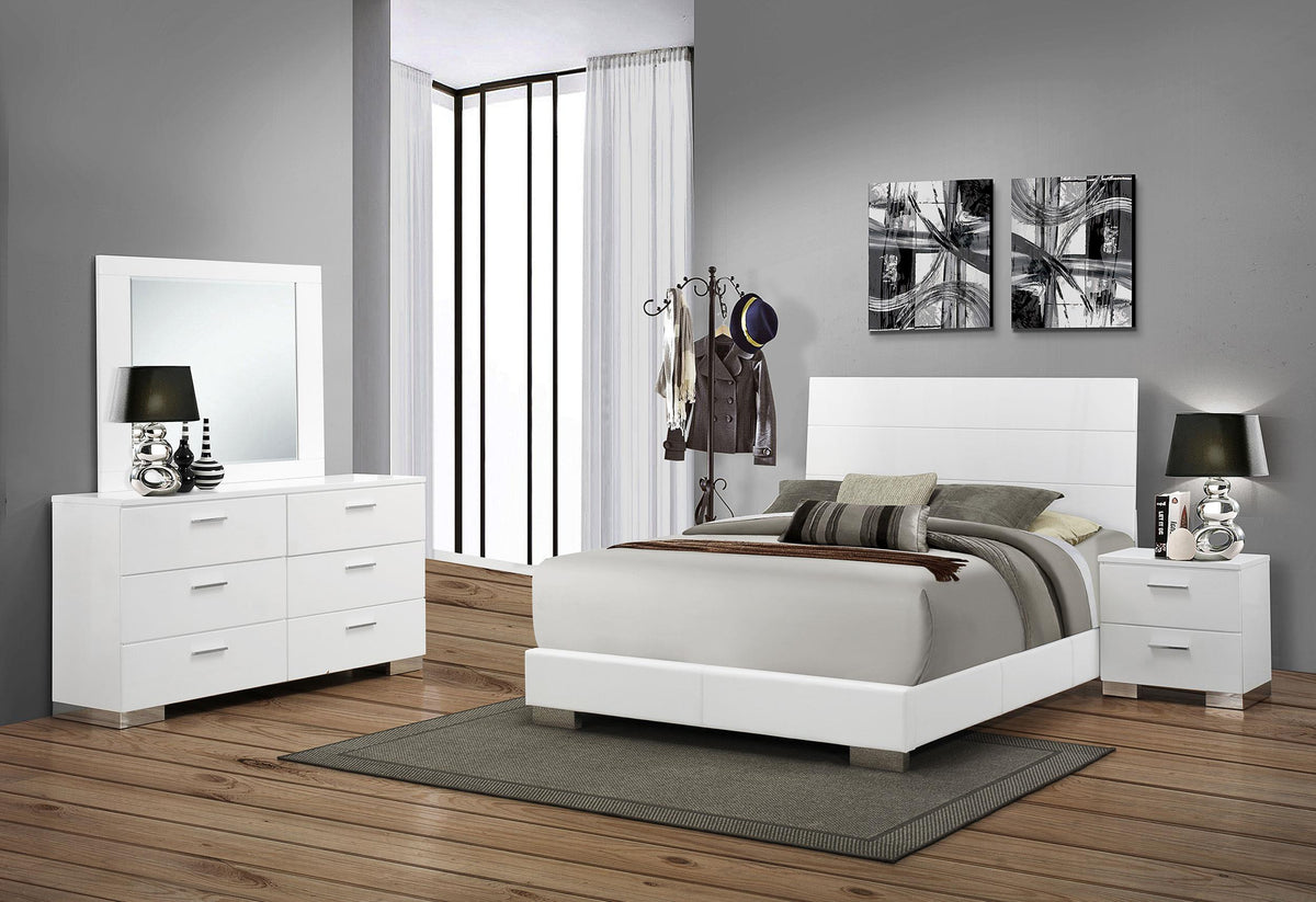 Coaster Felicity 4-piece Eastern King Bedroom Set White High Gloss