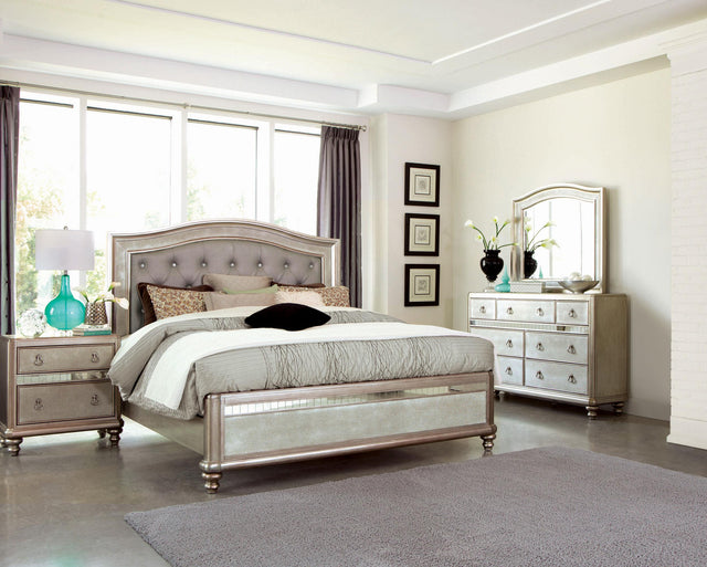 Coaster Bling Game 4-piece Queen Bedroom Set Metallic Platinum