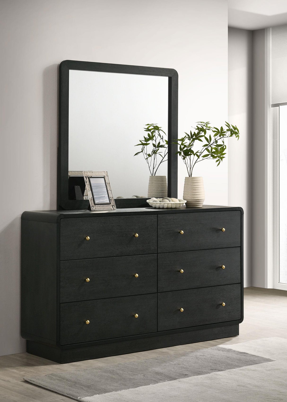 Coaster Cavelle 6-drawer Dresser and Mirror Black