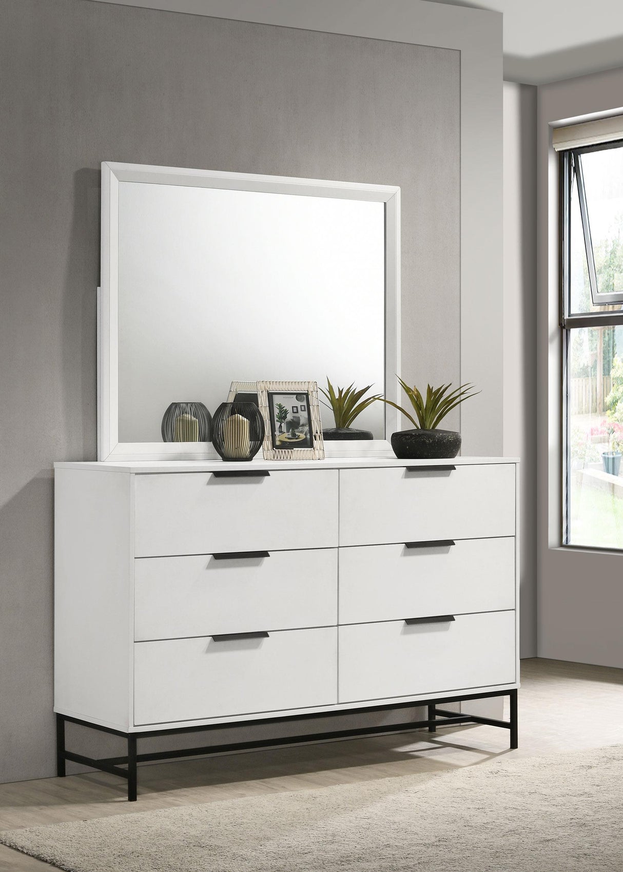 Coaster Sonora 6-drawer Dresser with Mirror White