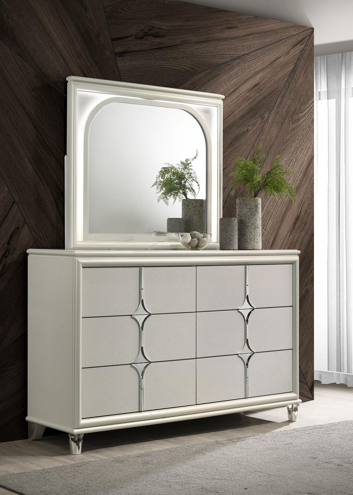 Coaster Olivia 6-drawer Dresser and LED Mirror Pearl White