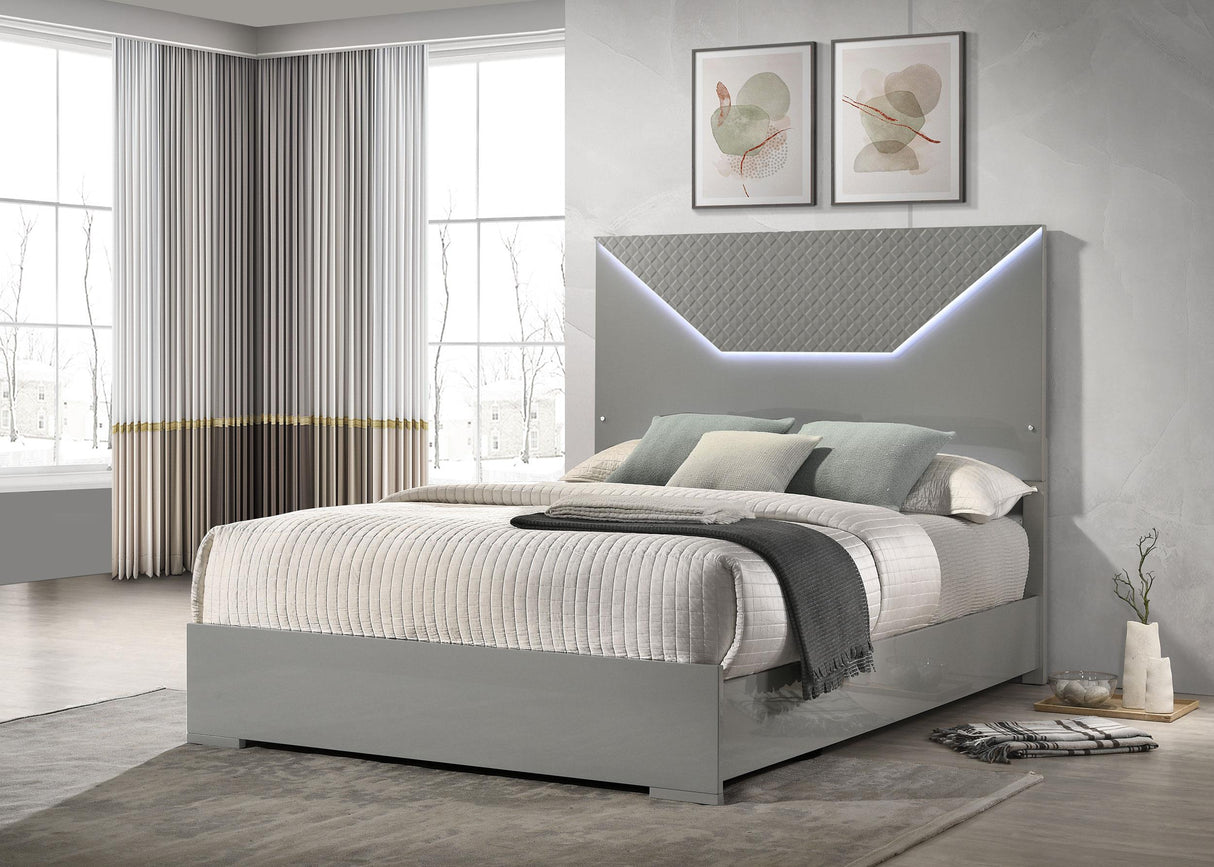 Coaster Ives Eastern King Panel Bed LED Headboard Grey High Gloss