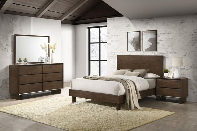 Coaster Glenwood 4-piece Queen Bedroom Set Warm Brown