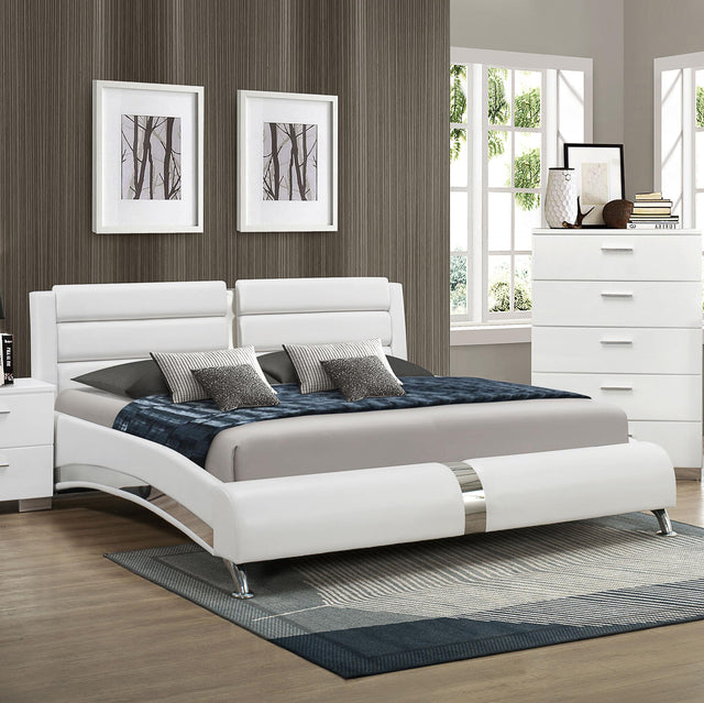 Coaster Jeremaine Upholstered California King Sleigh Bed White