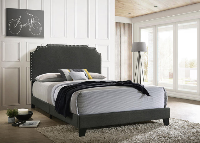 Coaster Tamarac Upholstered Queen Panel Bed Grey