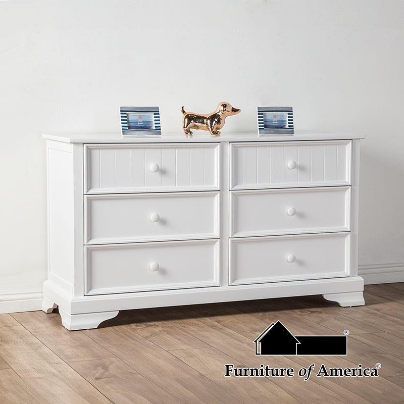 Furniture of America Fanton Dresser, White